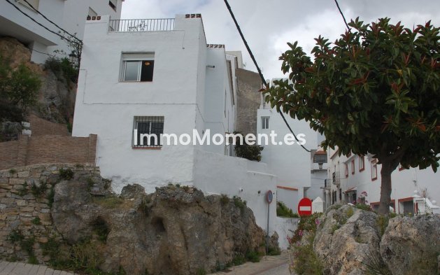 Resale - Villa - Casares - Casares Centro
