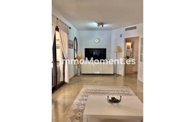 Reventa - Apartamento - Marbella - Río Real