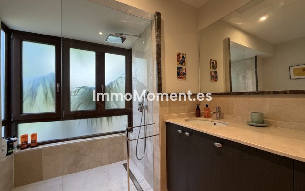 Resale - Villa - Benahavís - Benahavís Centro