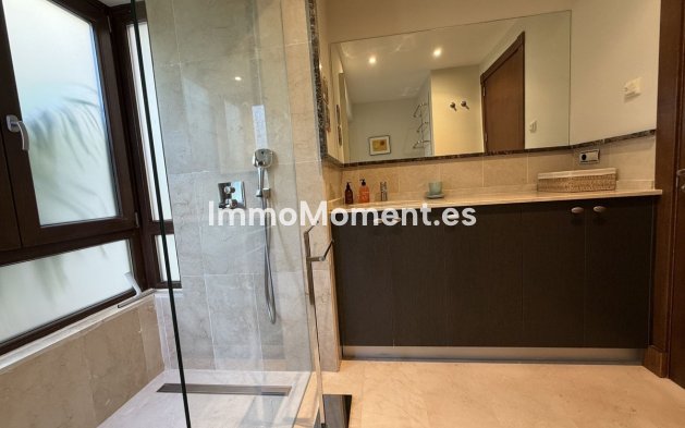 Resale - Villa - Benahavís - Benahavís Centro