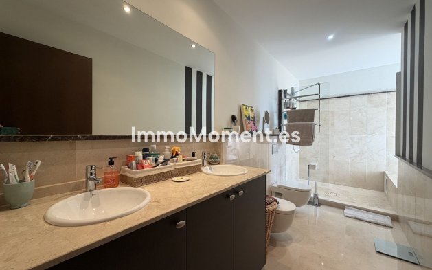 Resale - Villa - Benahavís - Benahavís Centro