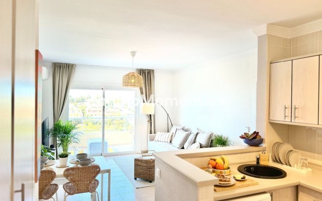 Resale - Apartment - Benalmadena - Benalmadena Centro