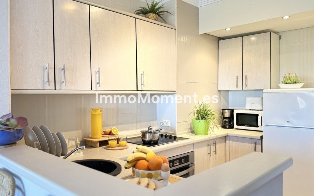 Resale - Apartment - Benalmadena - Benalmadena Centro