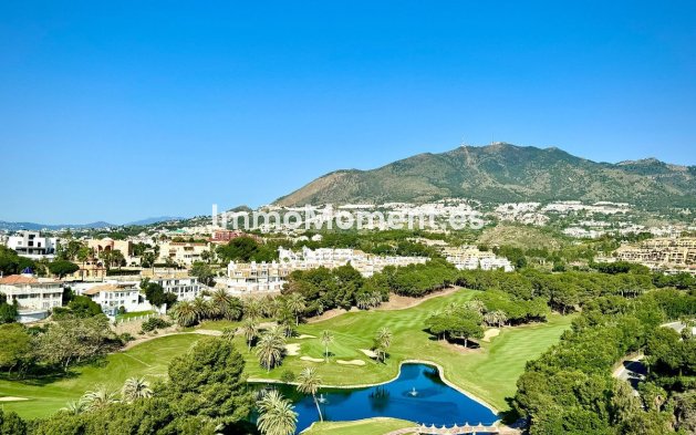 Resale - Apartment - Benalmadena - Benalmadena Centro