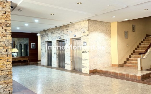 Resale - Apartment - Benalmadena - Benalmadena Centro