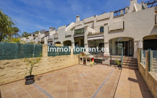 Bestaande woning - Geschakelde woning - Marbella - Nagüeles