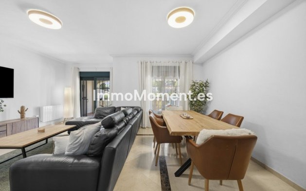 Bestaande woning - Geschakelde woning - Marbella - Nagüeles