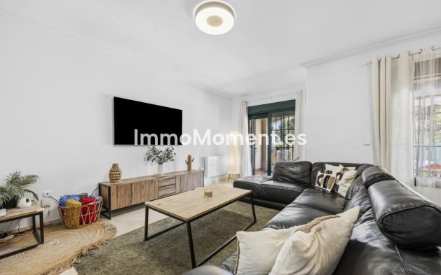 Bestaande woning - Geschakelde woning - Marbella - Nagüeles