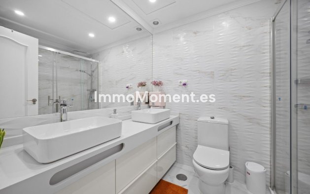 Bestaande woning - Geschakelde woning - Marbella - Nagüeles