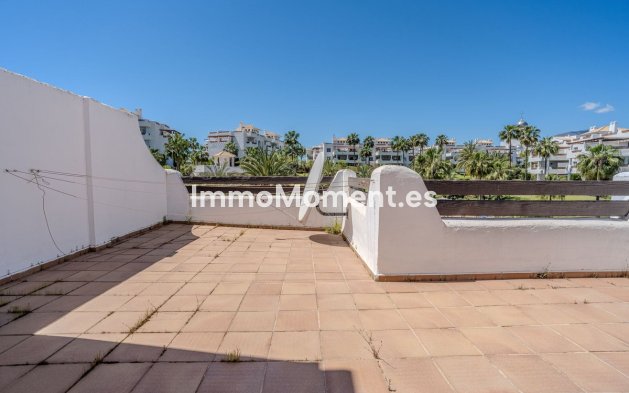 Wiederverkauf - Villa - Estepona  - New Golden Mile