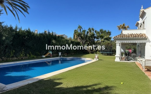 Bestaande woning - Villa - Estepona  - Estepona Centro