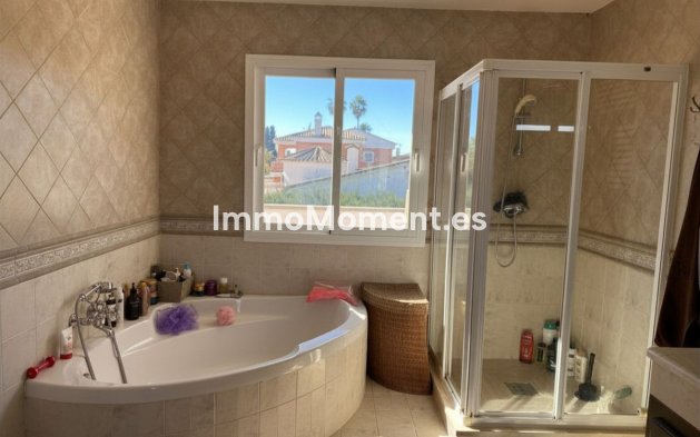 Bestaande woning - Villa - Estepona  - Estepona Centro