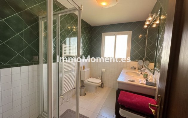 Bestaande woning - Villa - Estepona  - Estepona Centro