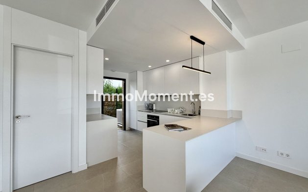 Wiederverkauf - Villa - Estepona  - New Golden Mile