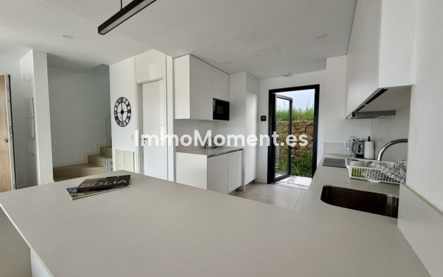 Wiederverkauf - Villa - Estepona  - New Golden Mile