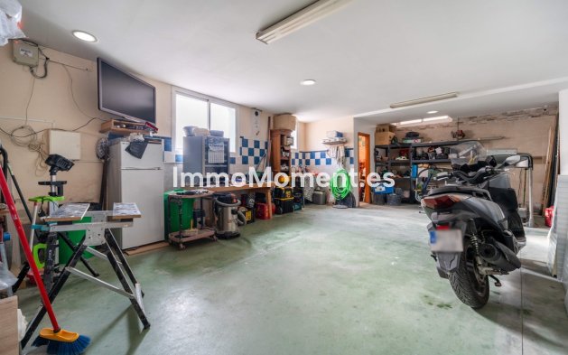 Bestaande woning - Villa - Estepona  - Estepona Centro