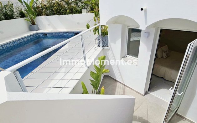 Neubau - Villa - Estepona  - Estepona Centro