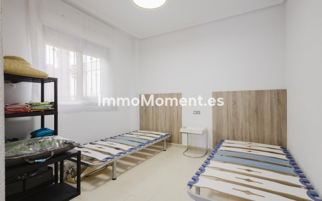 Reventa - Adosado - Torrevieja - Aguas Nuevas