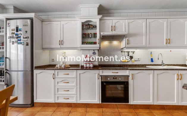 Resale - Apartment - Torrevieja - Torrevieja Centro