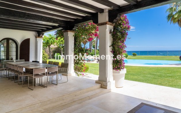 Resale - Villa - Estepona - Estepona Centro