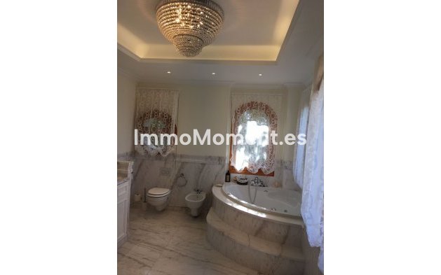 Bestaande woning - Villa - Marbella - Sierra Blanca