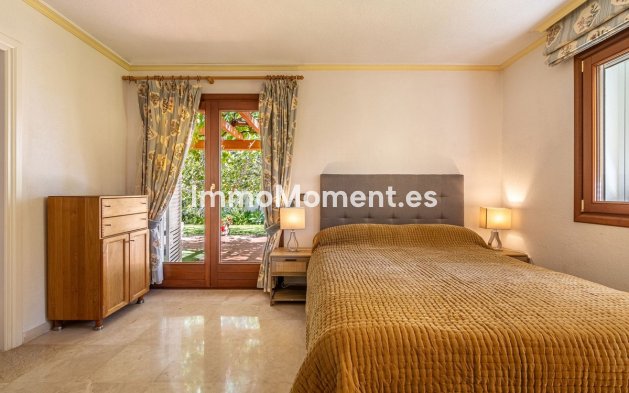 Bestaande woning - Villa - Estepona  - Cancelada