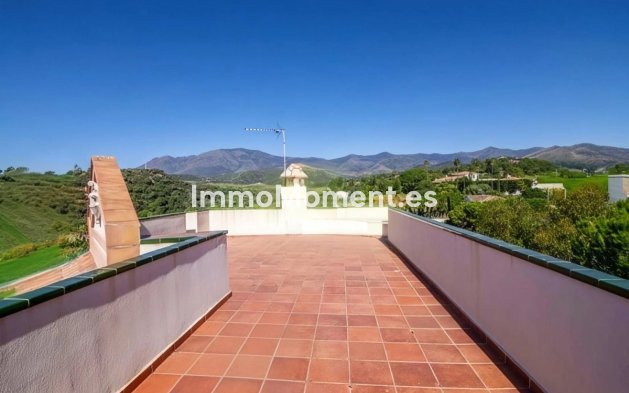 Resale - Villa - Estepona - Estepona Centro