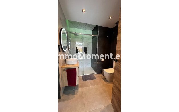 Revente - Villa - Benalmadena - Benalmadena Centro