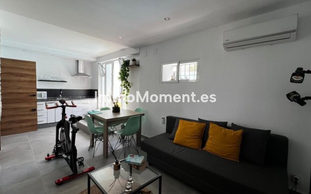 Revente - Villa - Benalmadena - Benalmadena Centro