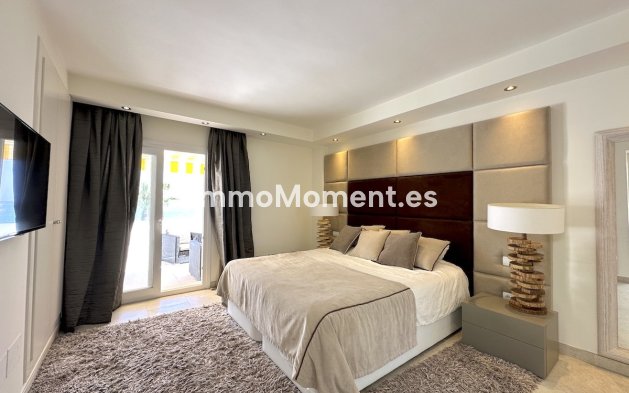 Revente - Appartement - Estepona  - Estepona Centro