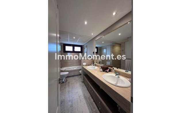 Resale - Townhouse - Benahavís - Benahavís Centro