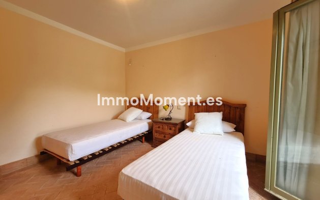 Wiederverkauf - Villa - Sotogrande