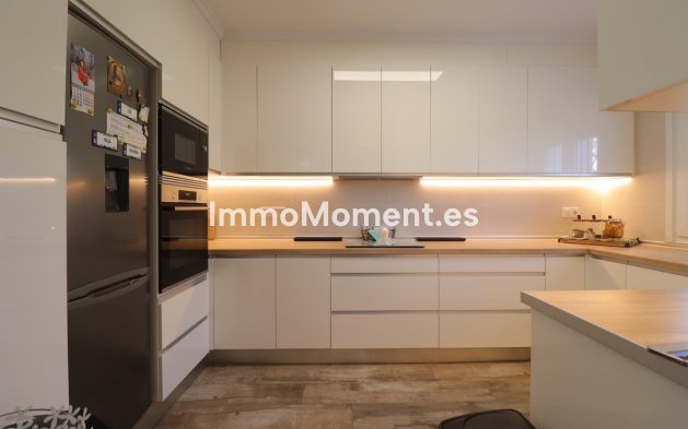 Wiederverkauf - Villa - Orihuela - Villamartin