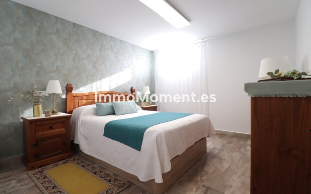 Wiederverkauf - Villa - Orihuela - Villamartin