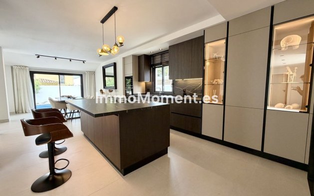 Wiederverkauf - Villa - Marbella - Puerto Banús