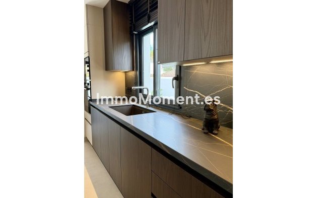 Wiederverkauf - Villa - Marbella - Puerto Banús