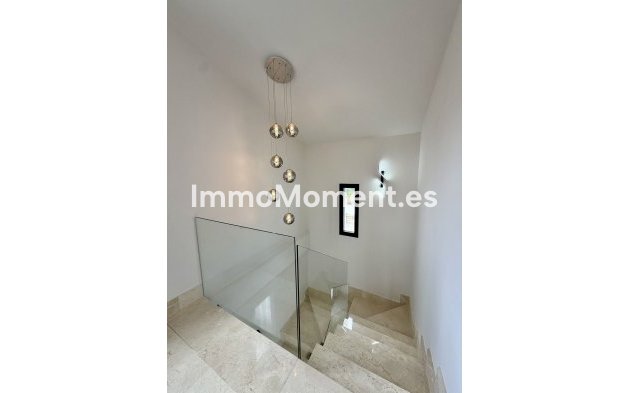 Wiederverkauf - Villa - Marbella - Puerto Banús