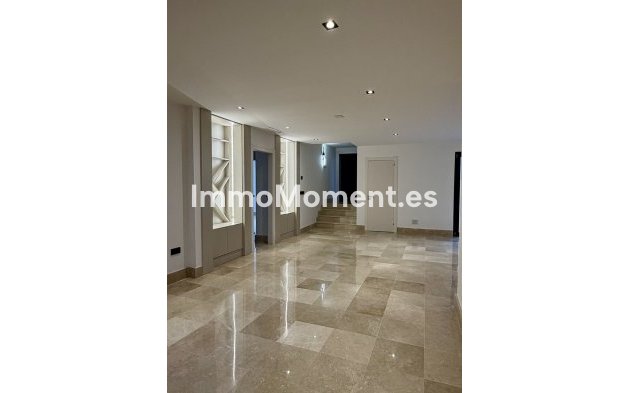 Wiederverkauf - Villa - Marbella - Puerto Banús