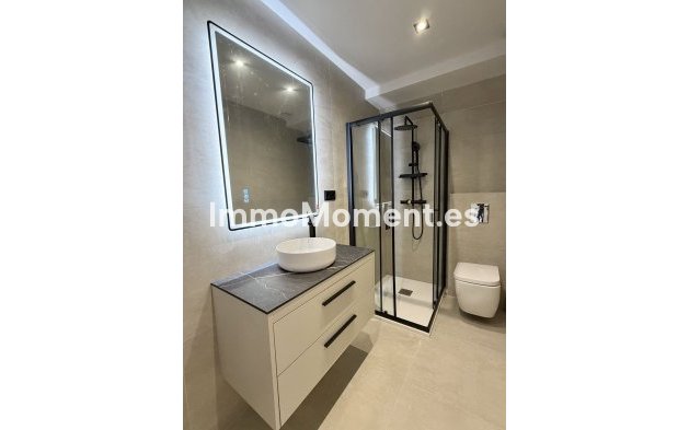 Wiederverkauf - Villa - Marbella - Puerto Banús