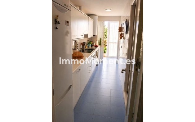 Reventa - Apartamento - Marbella - Nueva Andalucía