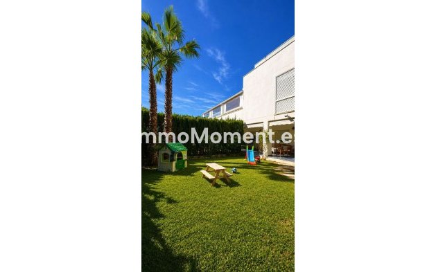 Reventa - Apartamento - Marbella - Nueva Andalucía