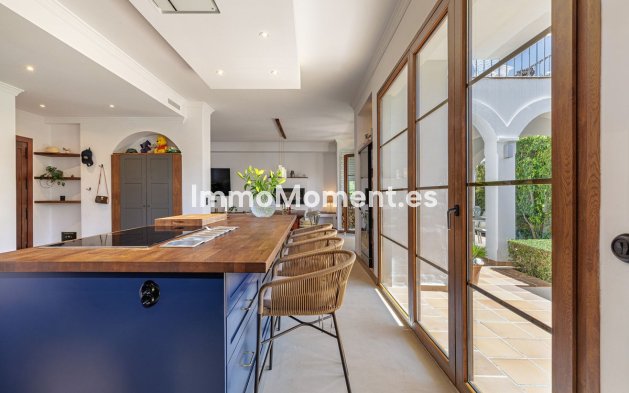 Wiederverkauf - Villa - Estepona  - Selwo