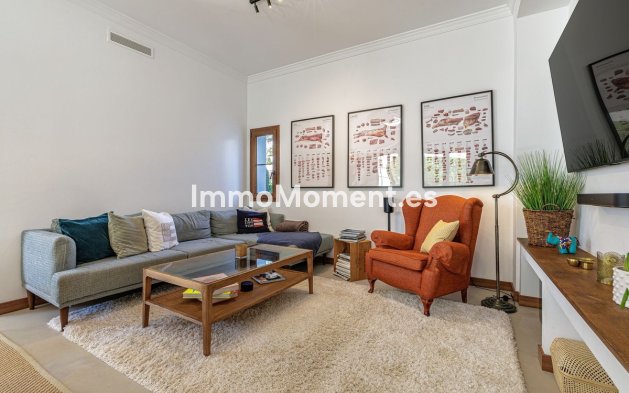 Wiederverkauf - Villa - Estepona  - Selwo