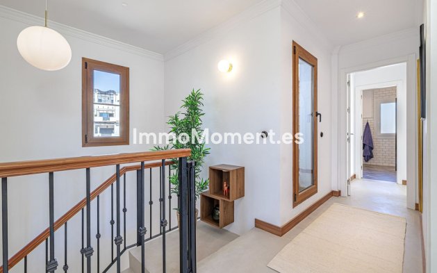 Wiederverkauf - Villa - Estepona  - Selwo