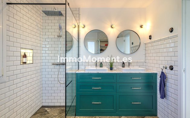 Wiederverkauf - Villa - Estepona  - Selwo