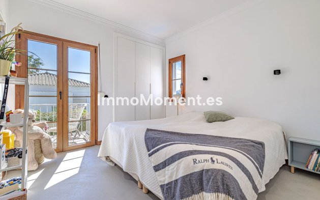 Wiederverkauf - Villa - Estepona  - Selwo