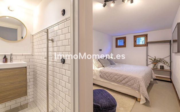 Wiederverkauf - Villa - Estepona  - Selwo