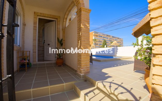 Wiederverkauf - Villa - Torrevieja - Torrevieja Centro