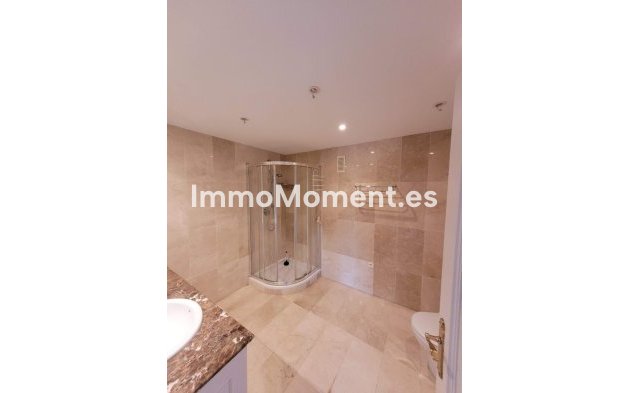 Reventa - Apartamento - Estepona  - Estepona Centro