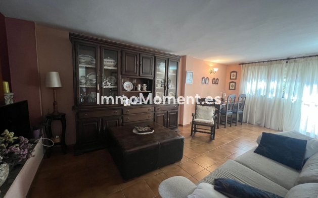 Bestaande woning - Villa - Estepona  - Estepona Centro